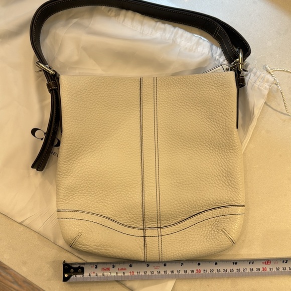 Coach purse - Picture 7 of 8